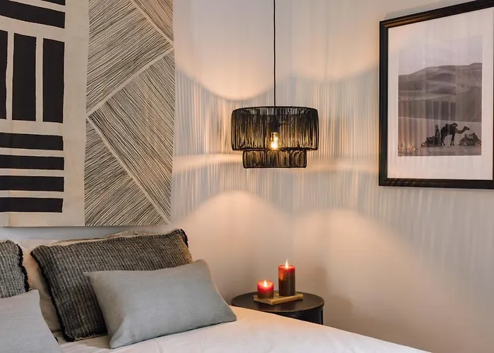 Tazarine - 2 Bedrooms In Santo Antonio شقة Lisboa