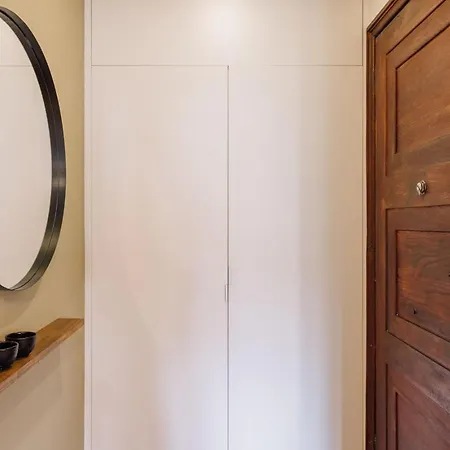 Tazarine - 2 Bedrooms In Santo Antonio 리스본